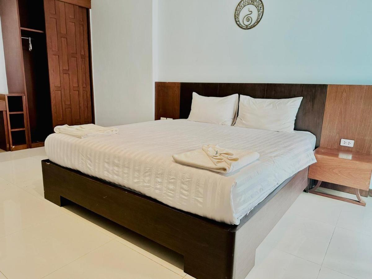 Cokoon Deva Patong Hotel Exterior photo